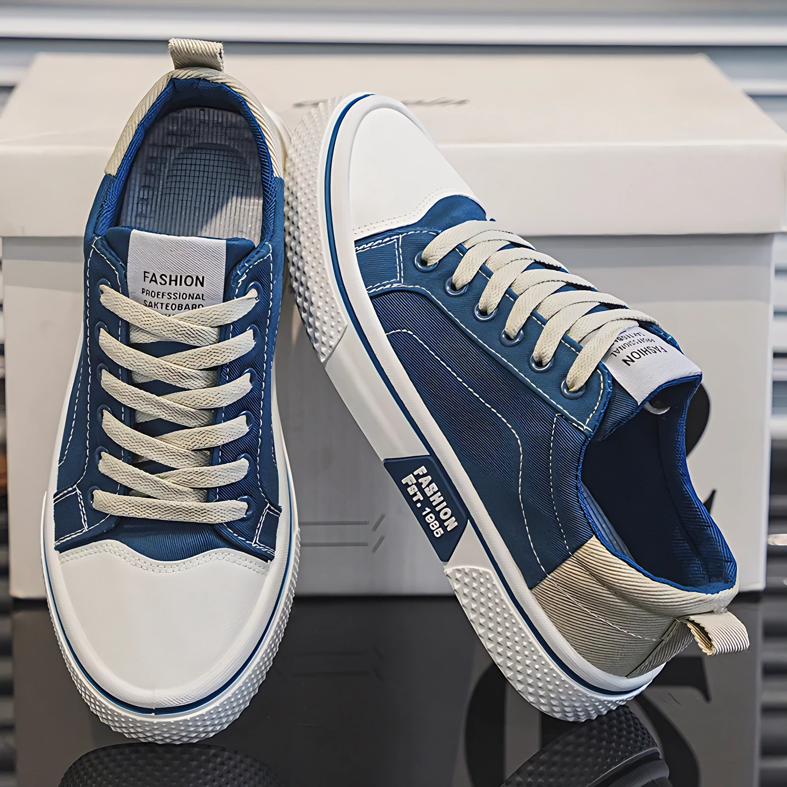 Men's Breathable Canvas Skate Shoes