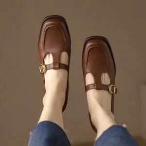 British-Style Medium-Heel Leather Mary Jane Shoes