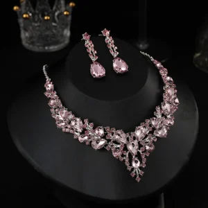Evening dress accessories