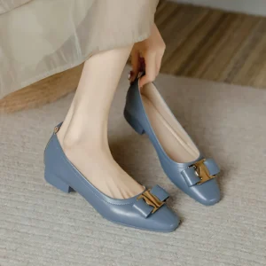 Shallow-mouthed evening breeze bean shoes, soft leather and soft soles, large-sized women’s shoes