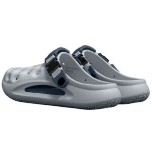 Men’s Crocs-style shoes