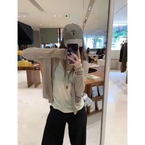 Lightweight Relaxed Knit Cardigan Women’s Spring Outerwear
