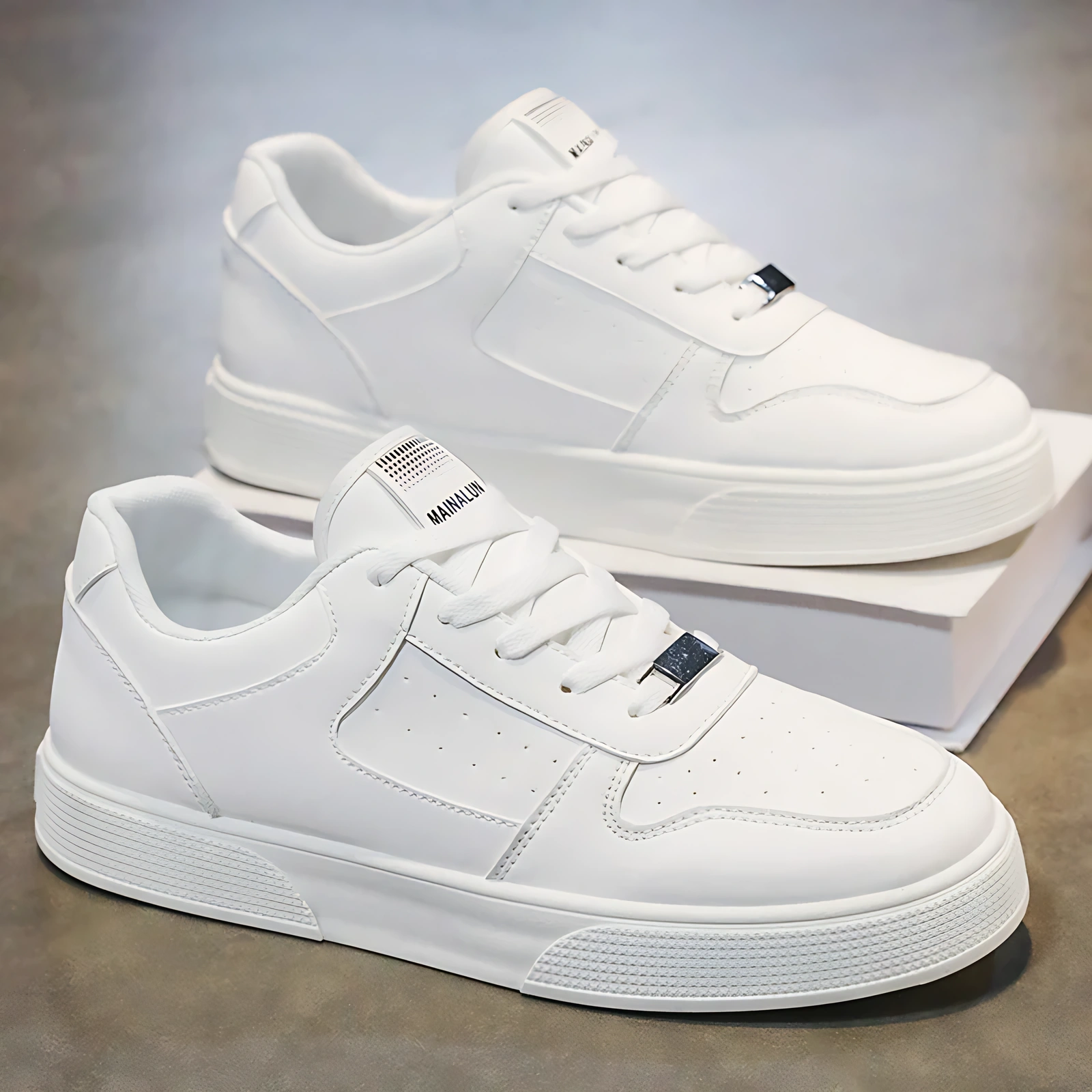 Men's Minimalist Slip on Sneakers
