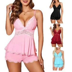 A Two-piece Set of Comfortable Lace-trimmed Halter Tops