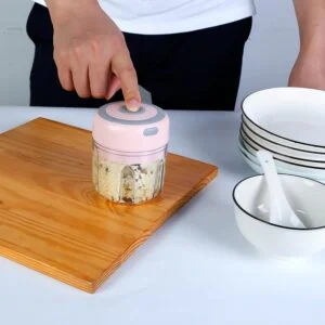 Mini Electric Garlic Chopper 8.45OZ Cordless Garlic Mincer Food Chopper Rechargeable Food Blender Chili Nut Onion Pepper