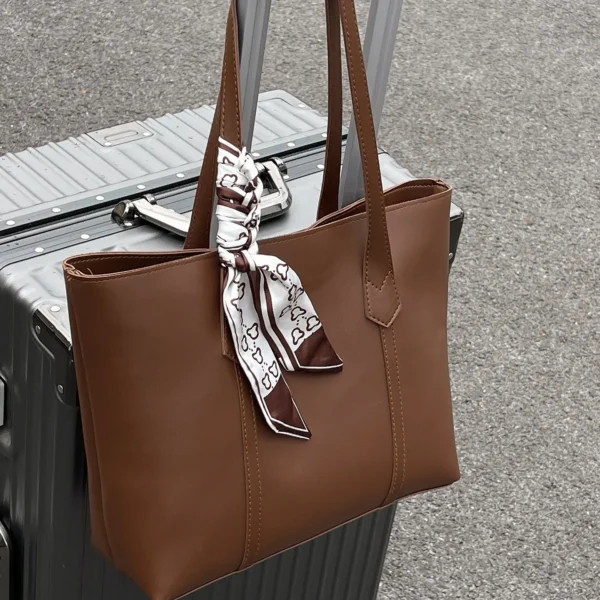 Large capacity women’s Korean style versatile tote bag niche style versatile shoulder bag/handbag