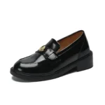 Women's Low-Heel Shoes