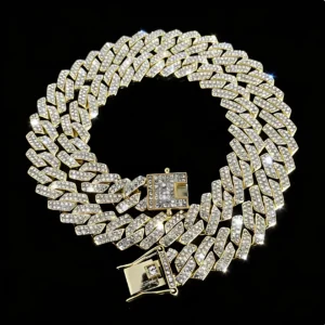 Men’s necklace accessories