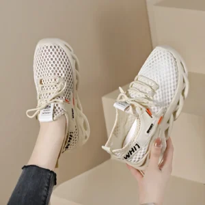 Mesh sneakers