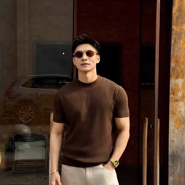 Men’s Classic Round Neck Knitted Short Sleeve T-Shirt
