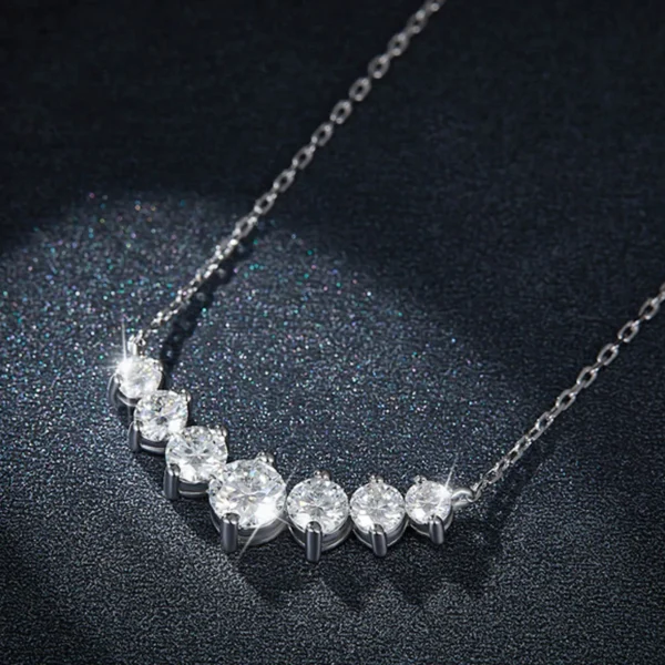S925 Women’s Fine Jewelry Trendy Smile Shape Moissanite Necklace with Gold Plating Luxury Accessory for Engagement Gift